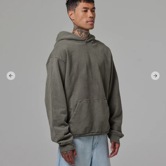 Talentless Heavyweight Hoodie - Picture 6 of 6